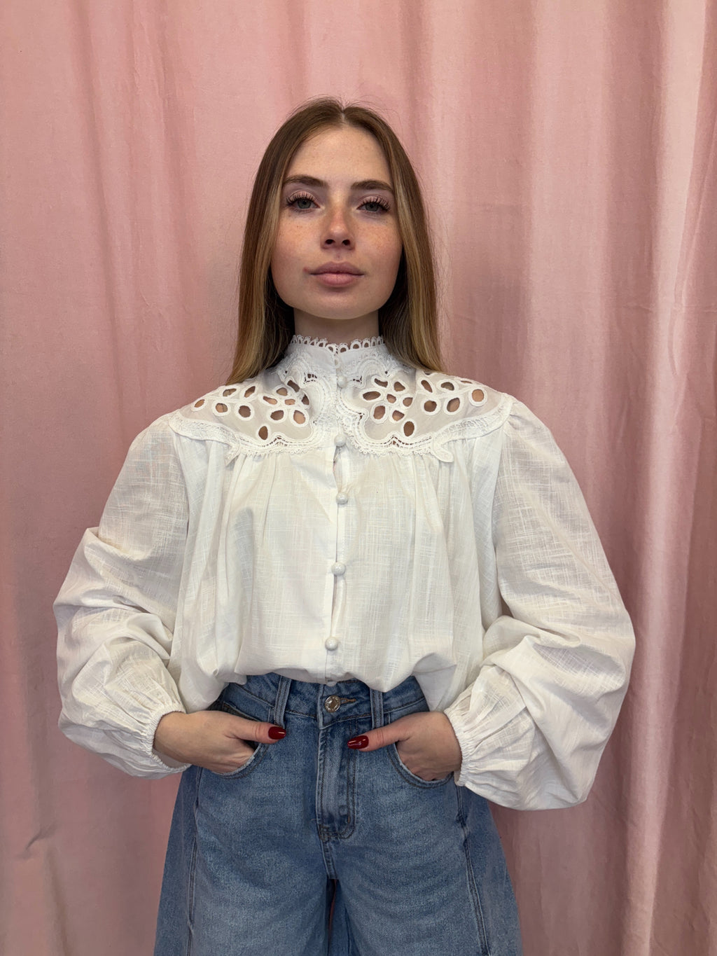 Camicia ricamo