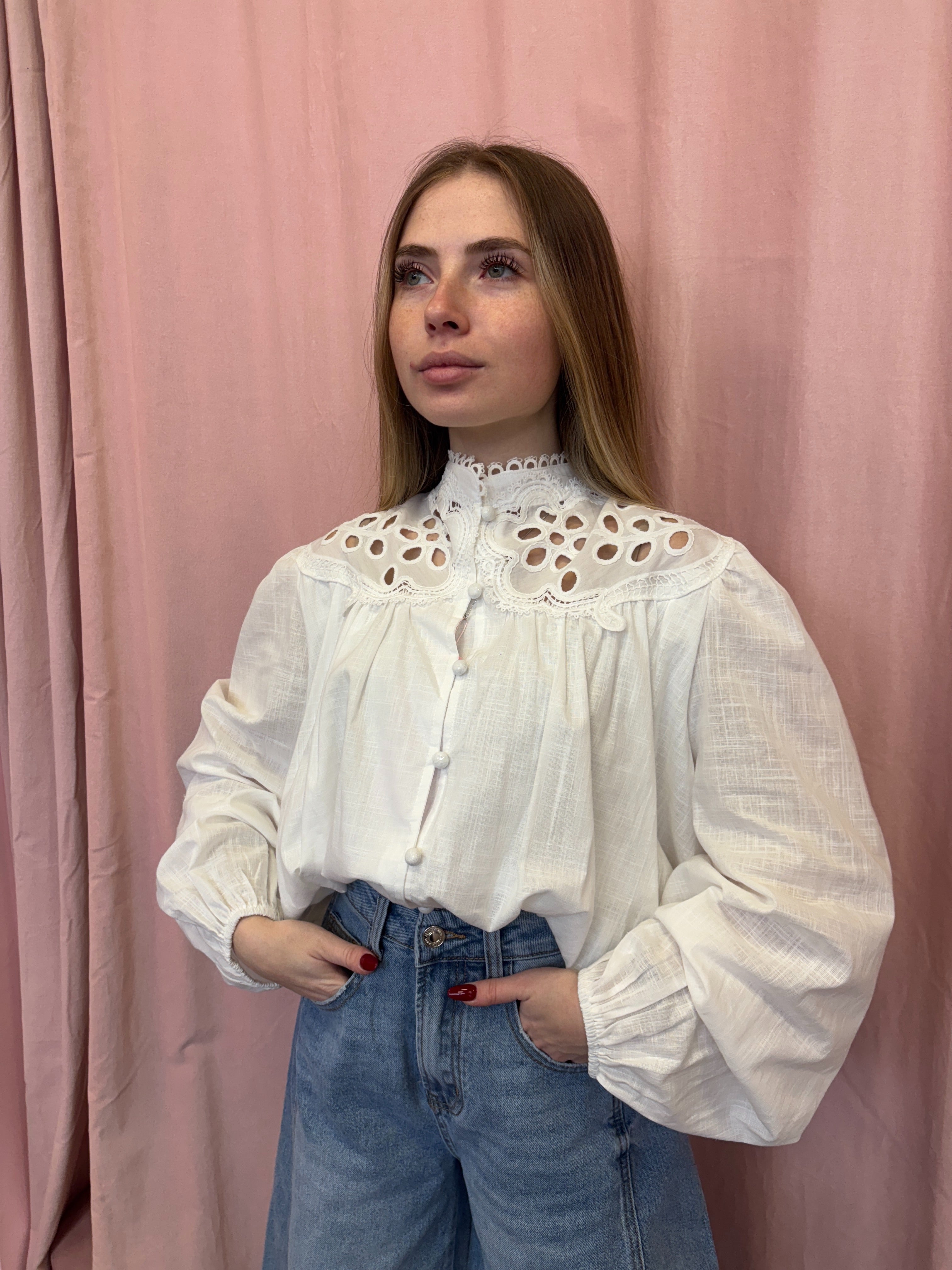 Camicia ricamo