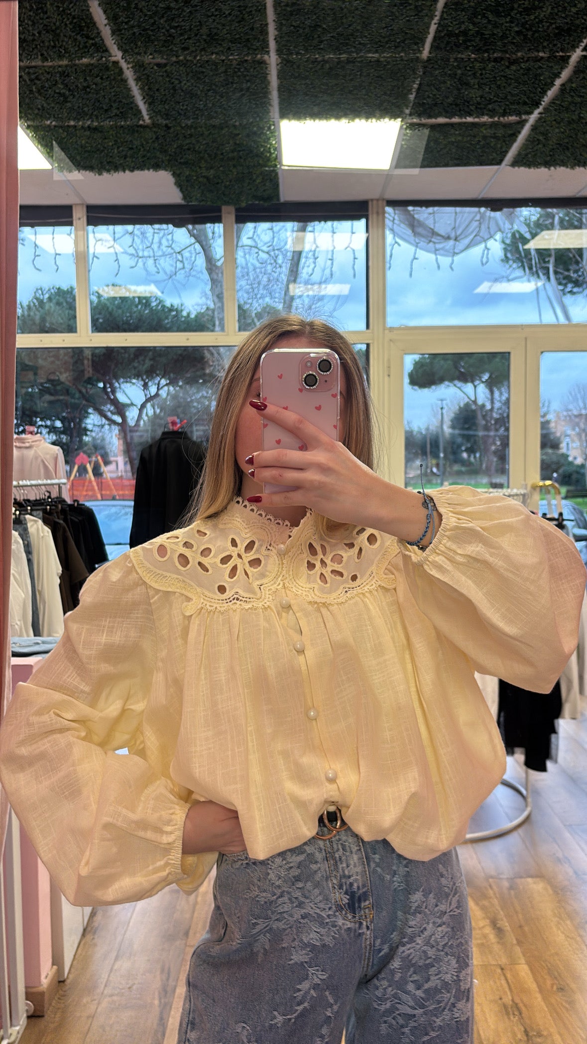 Camicia ricamo