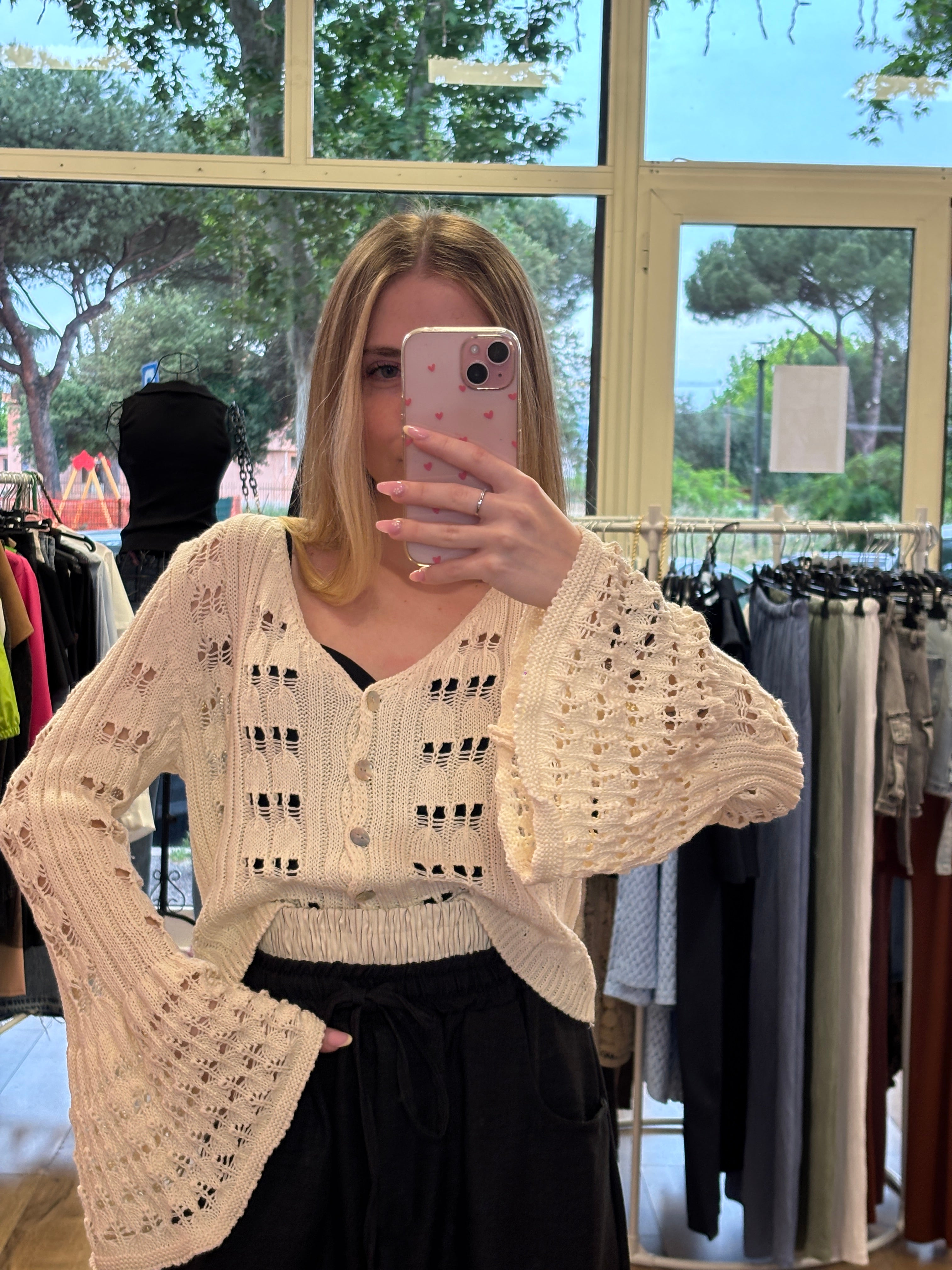 Cardigan viral